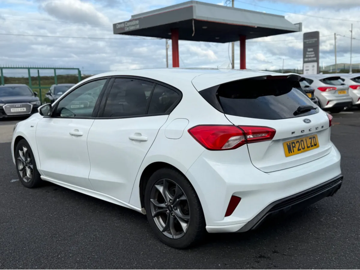Ford Focus ST-LINE TDCI - Image 4
