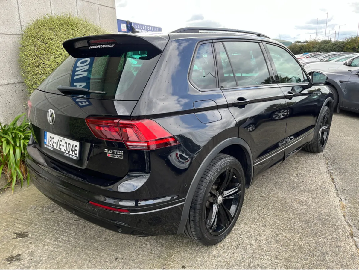 Volkswagen Tiguan R-LINE 4MOTION AUTOMATIC 2.0 TDI - Image 4