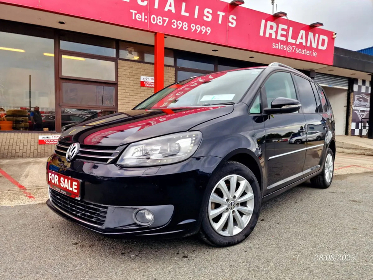 Volkswagen Touran 1.4 PETROL AUTOMATIC LOW MILEAGE - Image 4
