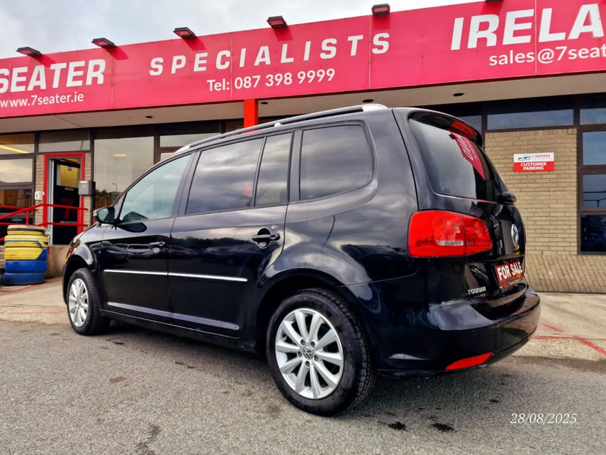 Volkswagen Touran 1.4 PETROL AUTOMATIC LOW MILEAGE - Image 2