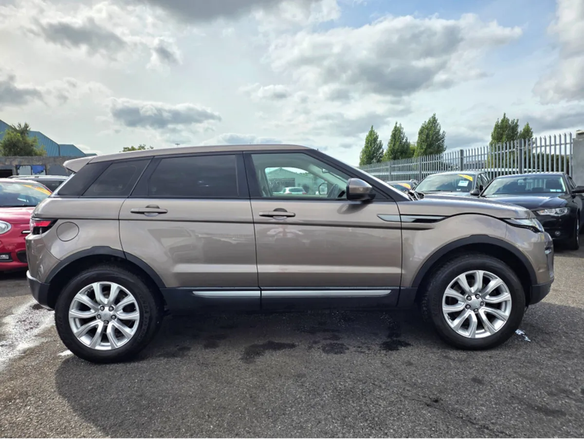 Land Rover Range Rover Evoque TD4 SE 5DR ** IRISH - Image 4