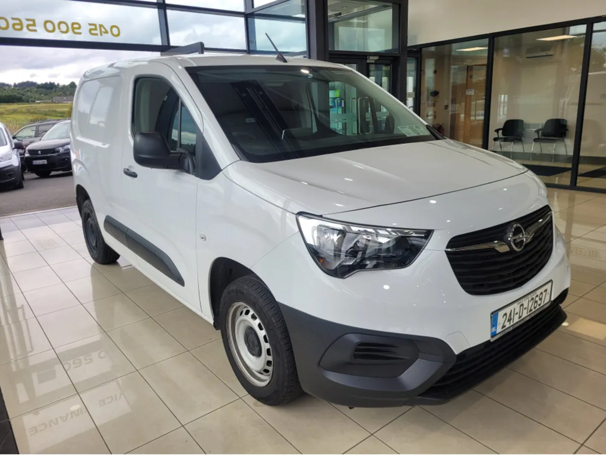 Opel Combo KOMF L1H1-1.5 100PS D 3DR - Image 2