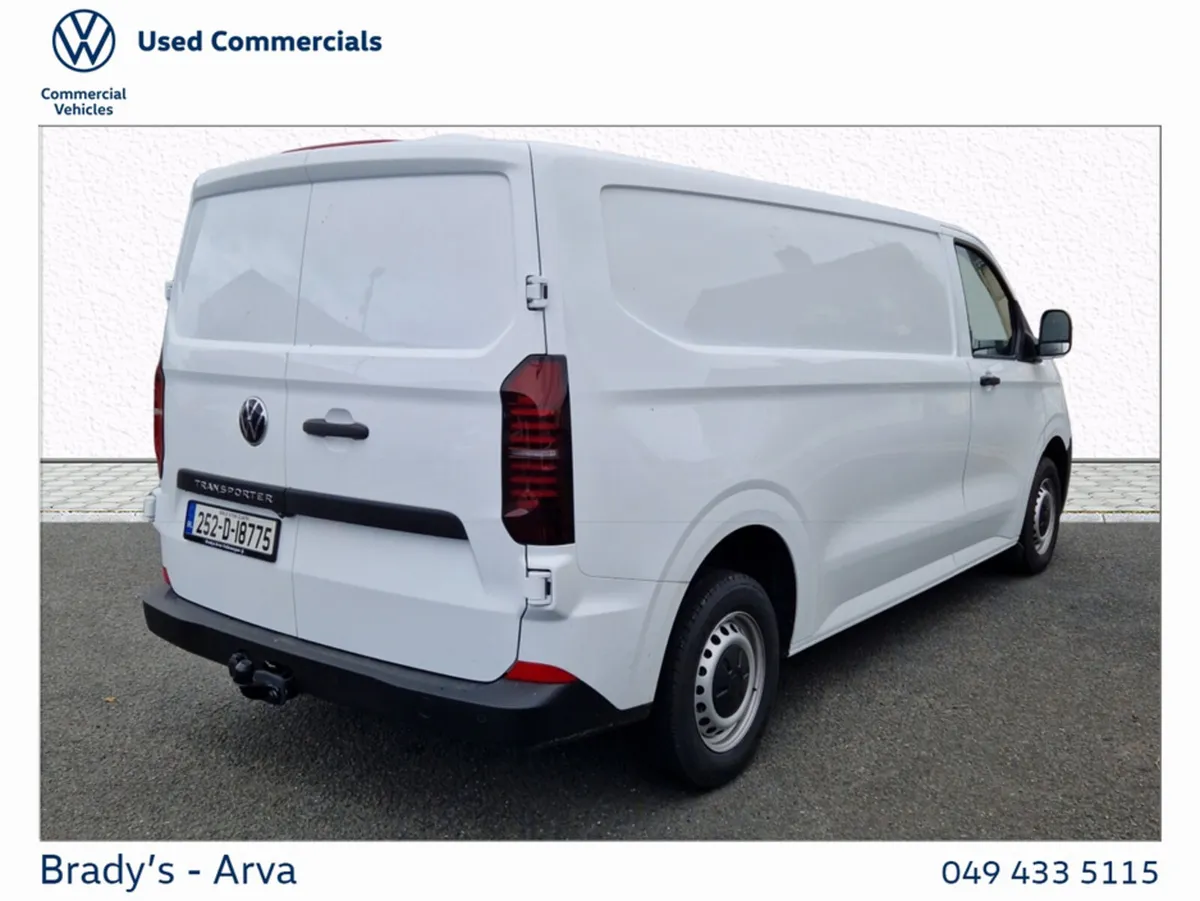 Volkswagen Transporter TRENDLINE LWB30 TDI 150HP M - Image 3