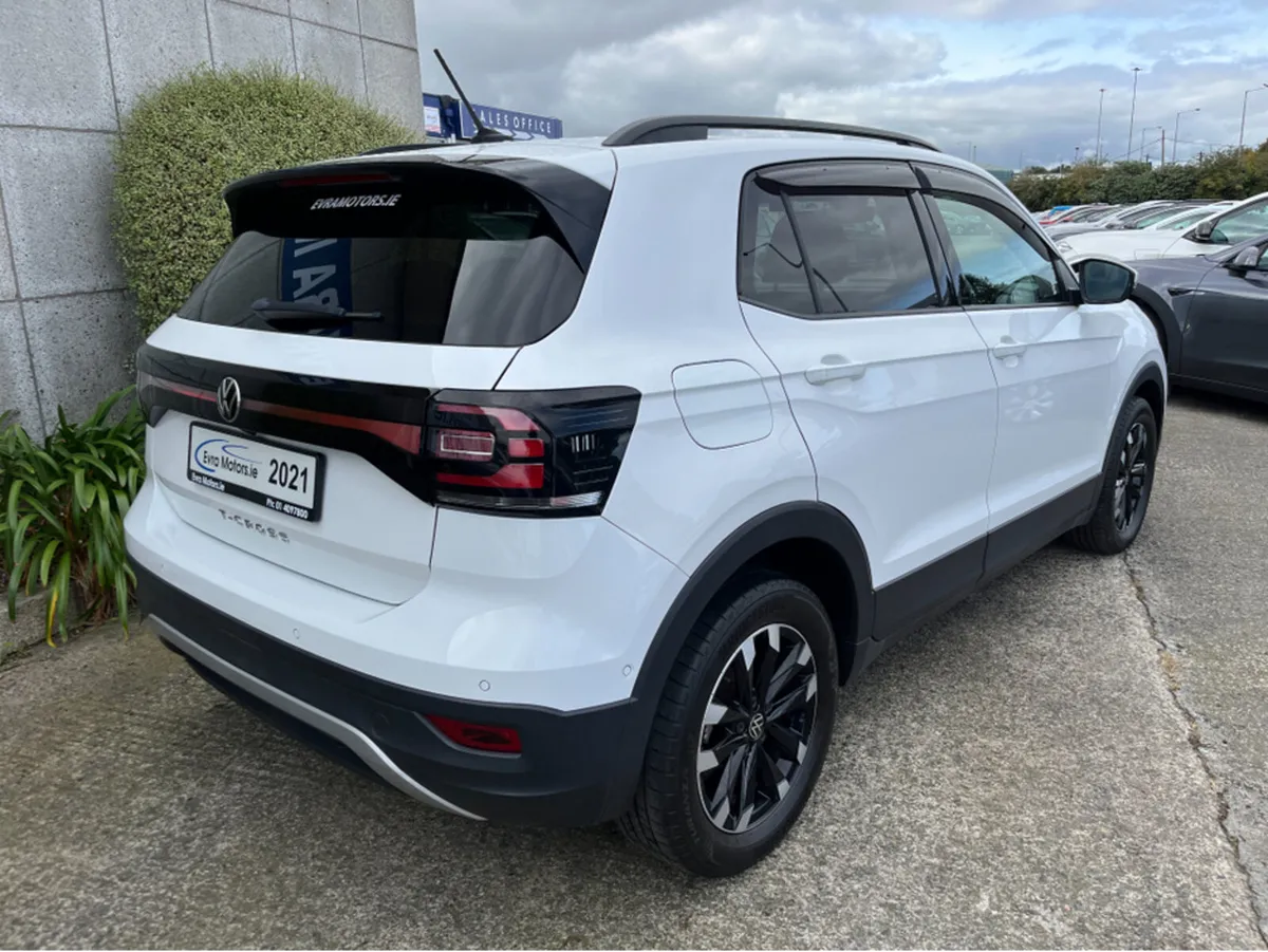Volkswagen T-Cross ACTIVE AUTOMATIC 1.0 PETROL //A - Image 4