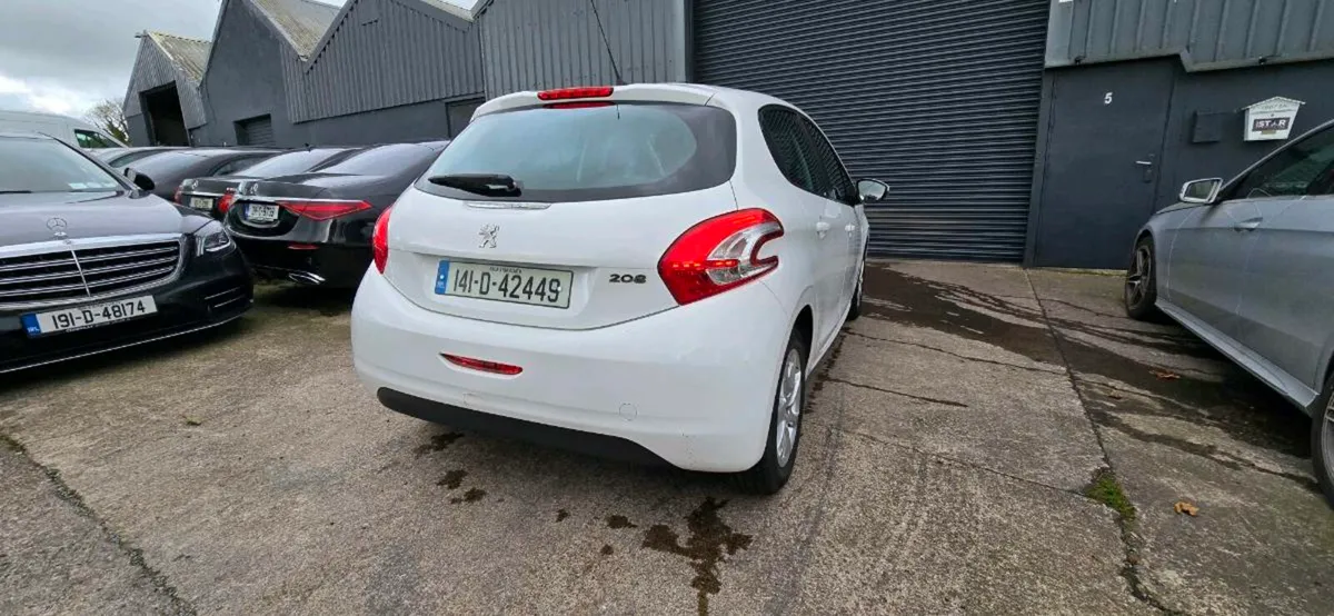Peugeot 208 1.0 VTi - Image 2