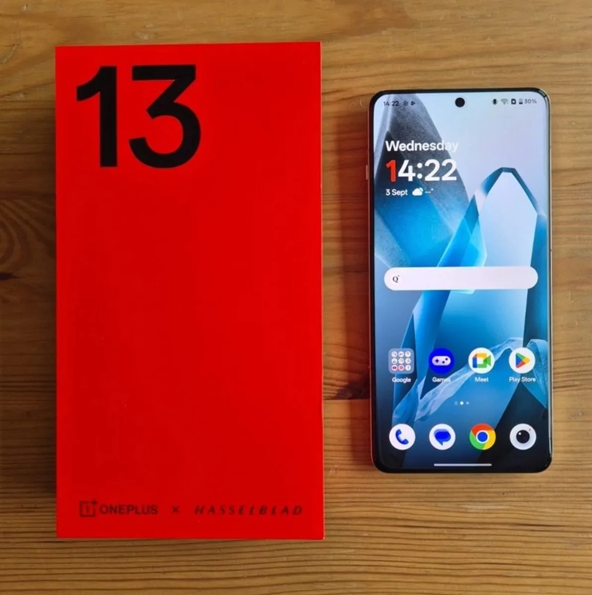 OnePlus 13 - Image 1