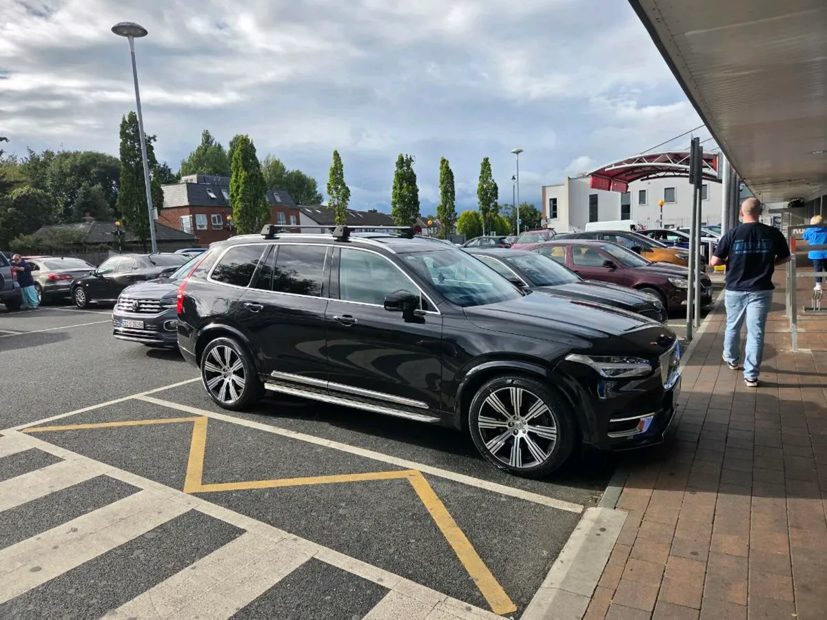 2020 VOLVO XC90 T8 PRO EDITION - Image 2