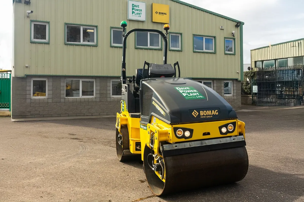 2023 BOMAG 120 AD-5 - Light Tandem Roller - Image 1