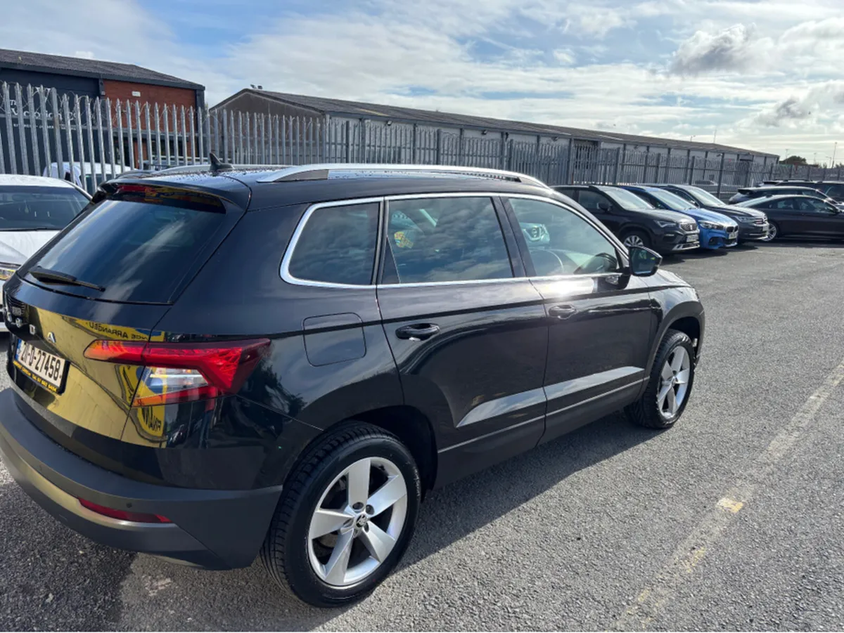 Skoda Karoq AMBITION 1.0 TSI 110HP 5DR - Image 2