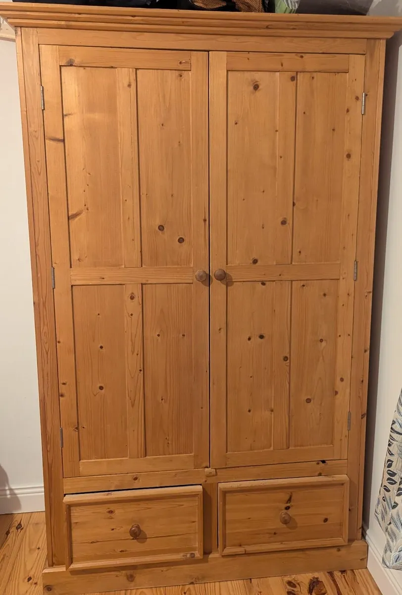 Bedroom furniture - Image 3