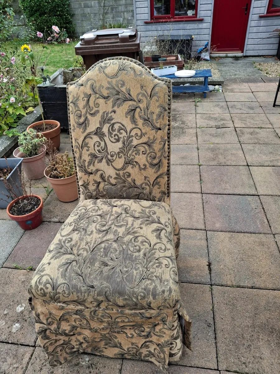 Chairs, tv unit and more - Image 4