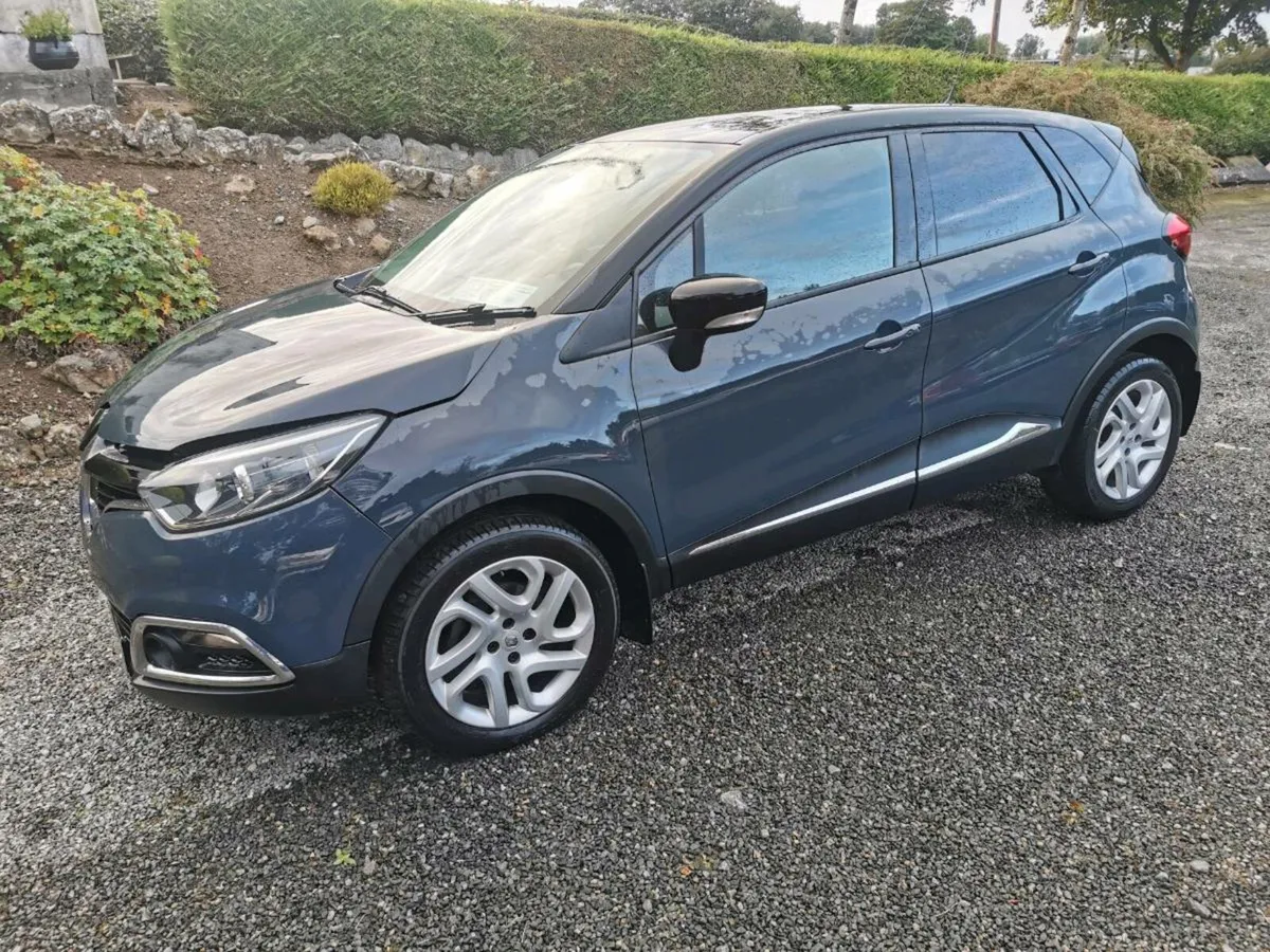 161 Renault Captur - Image 1