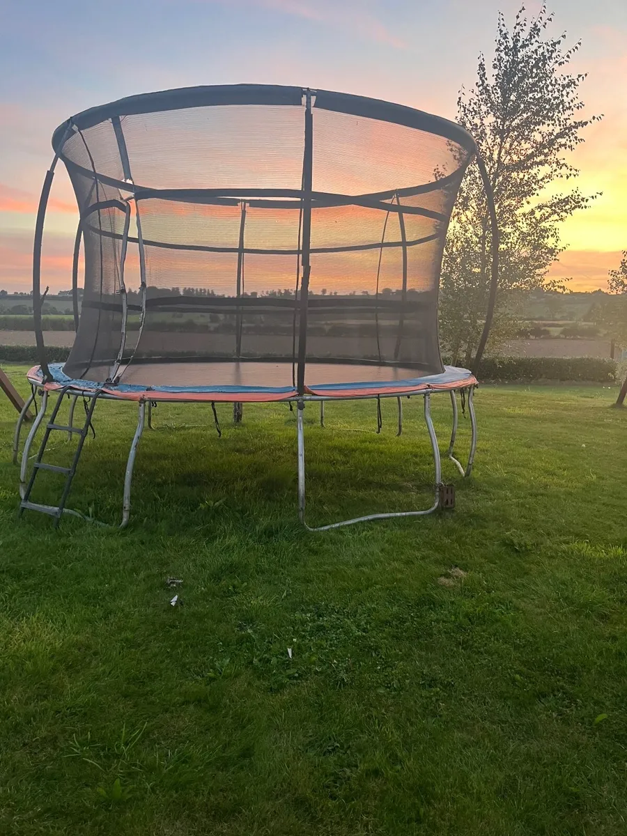 Trampoline -14ft - Image 3
