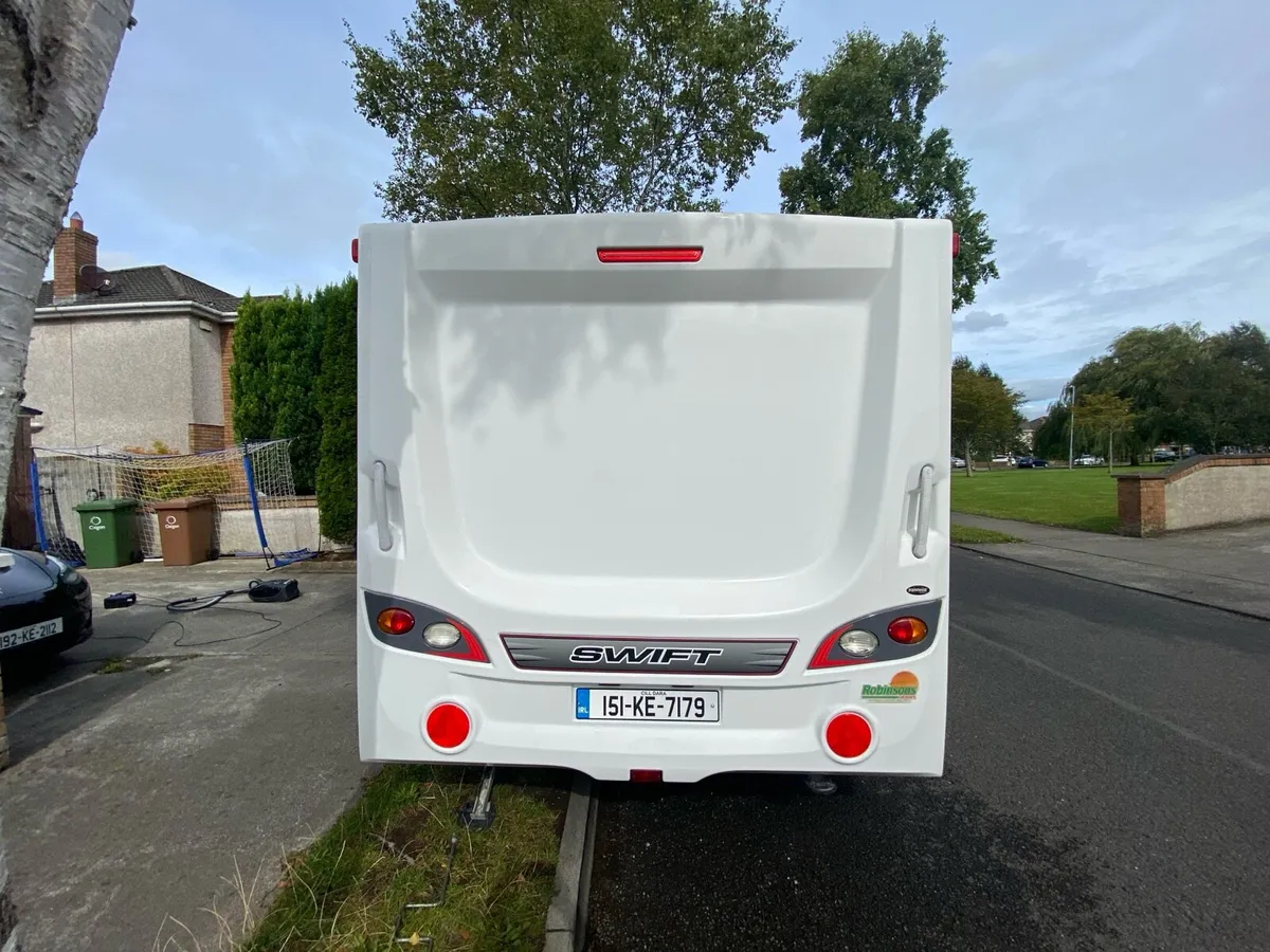 Swift Challenger 4 Berth, Motormover, Awning - Image 3