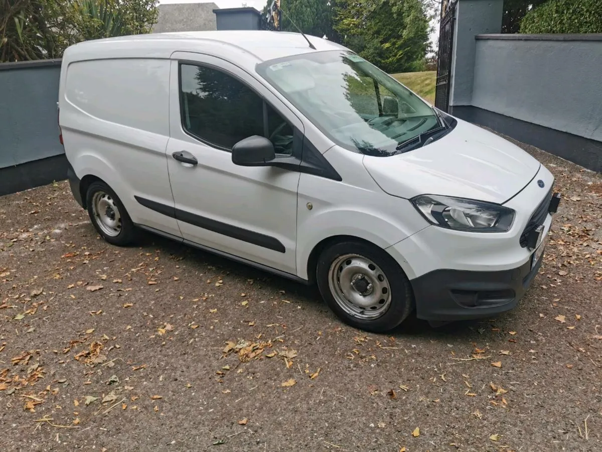 142 Ford Courier Low Miles New cvrt - Image 2