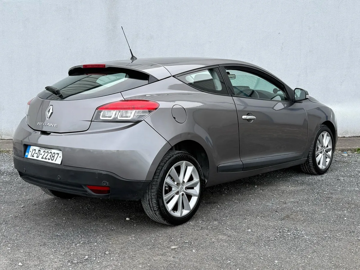 2012 Renault Megane Coupe - Image 3