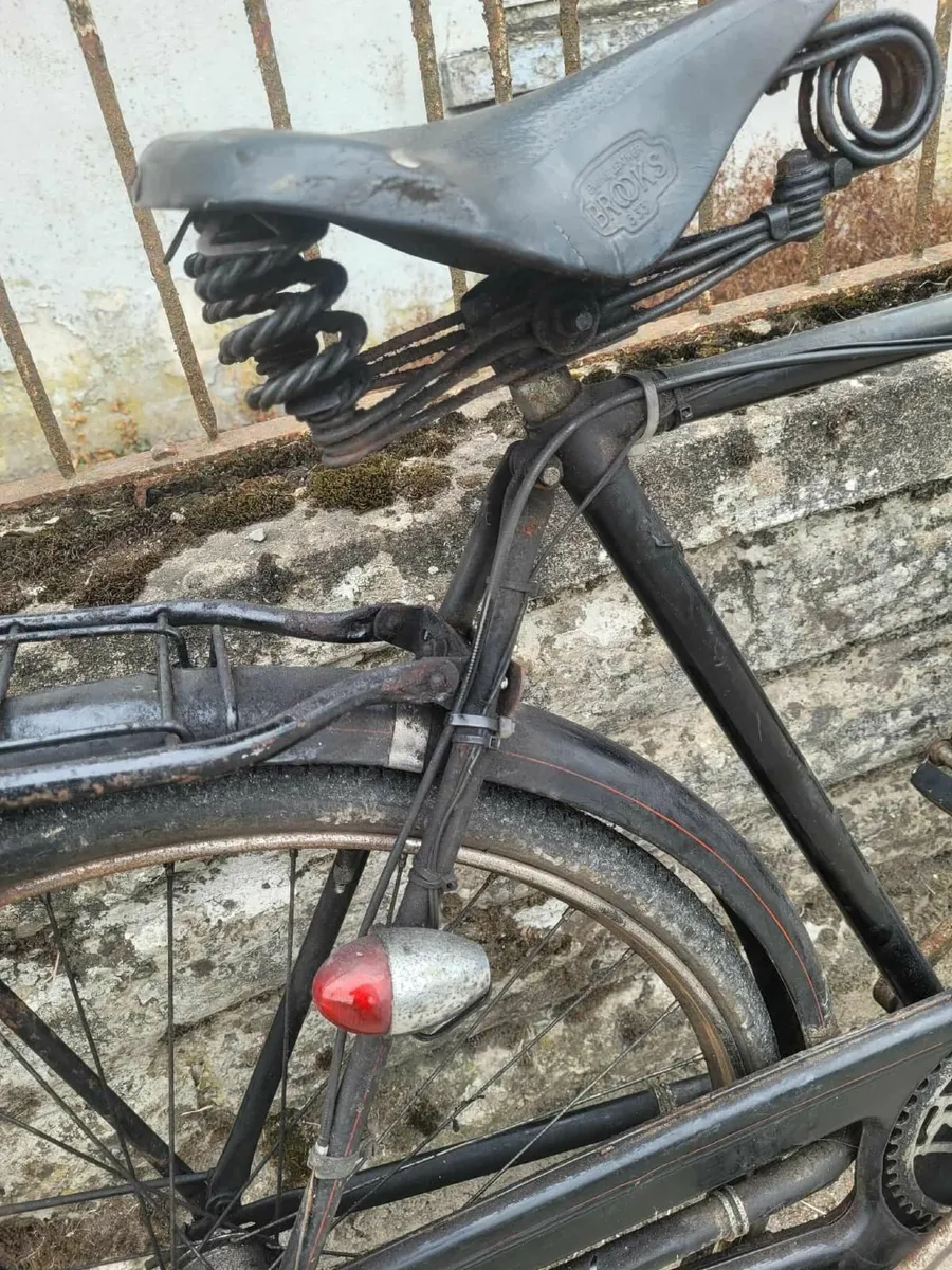 Old man's hi nelly bike price too sell - Image 4