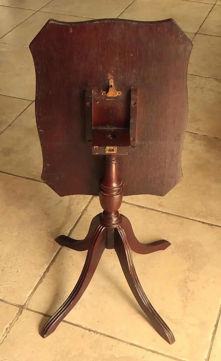 Tilt Top Wine Table - Image 4