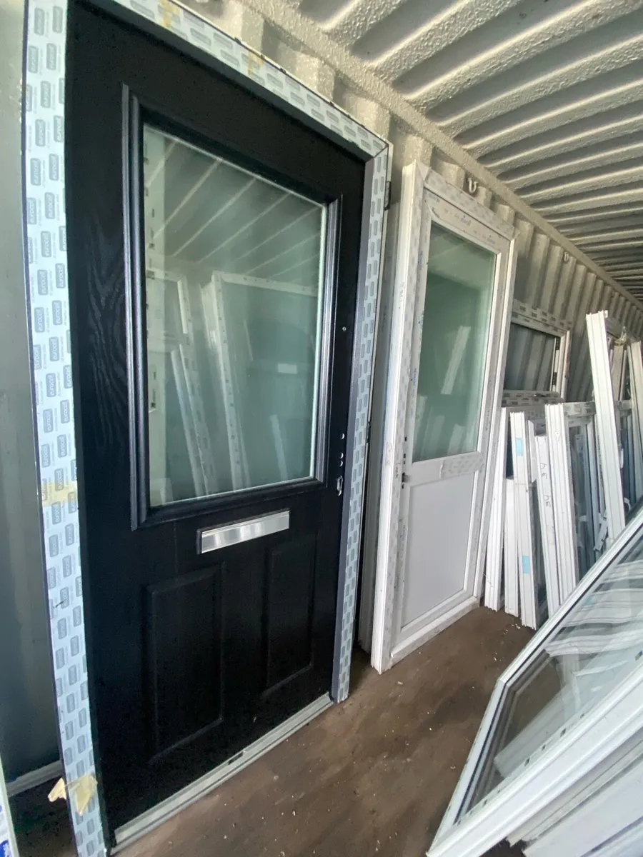 PVC door - Image 2