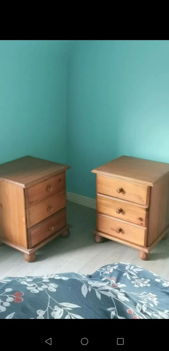 Pair of Bedside Lockers - Image 1