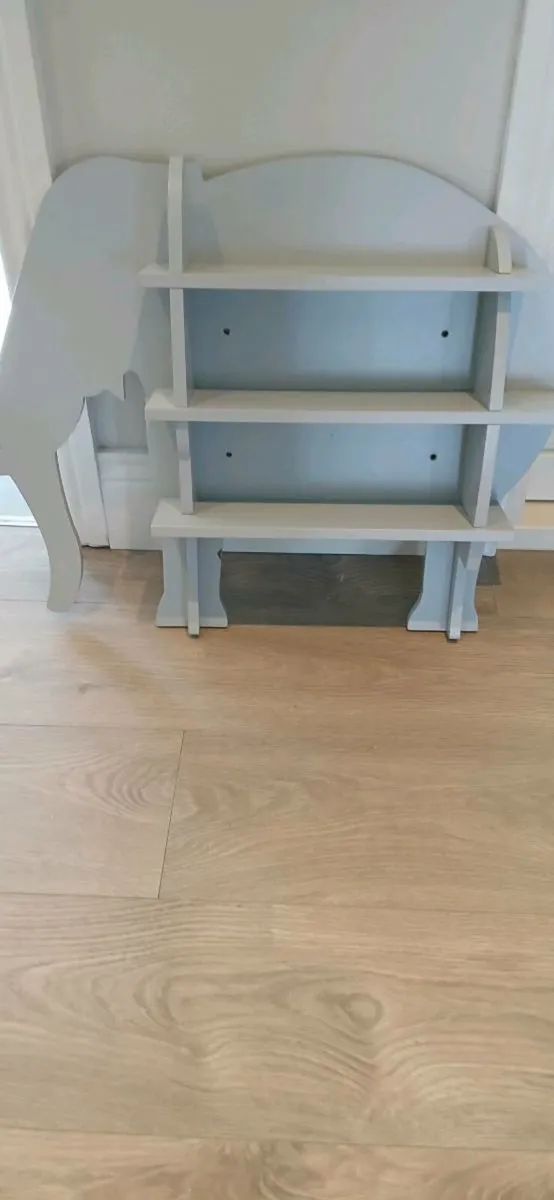Kids Shelf - Image 1