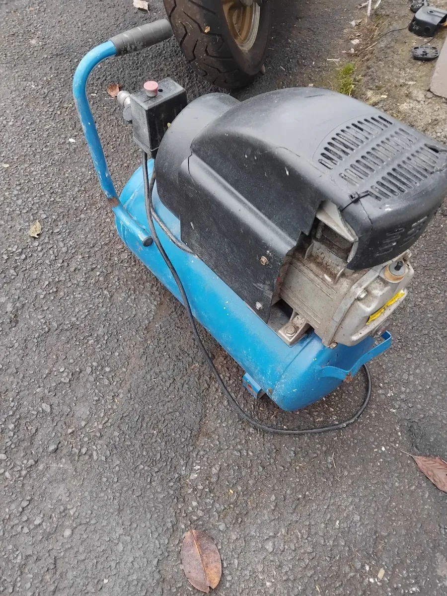 Air compressor 24 litres working perfect - Image 2