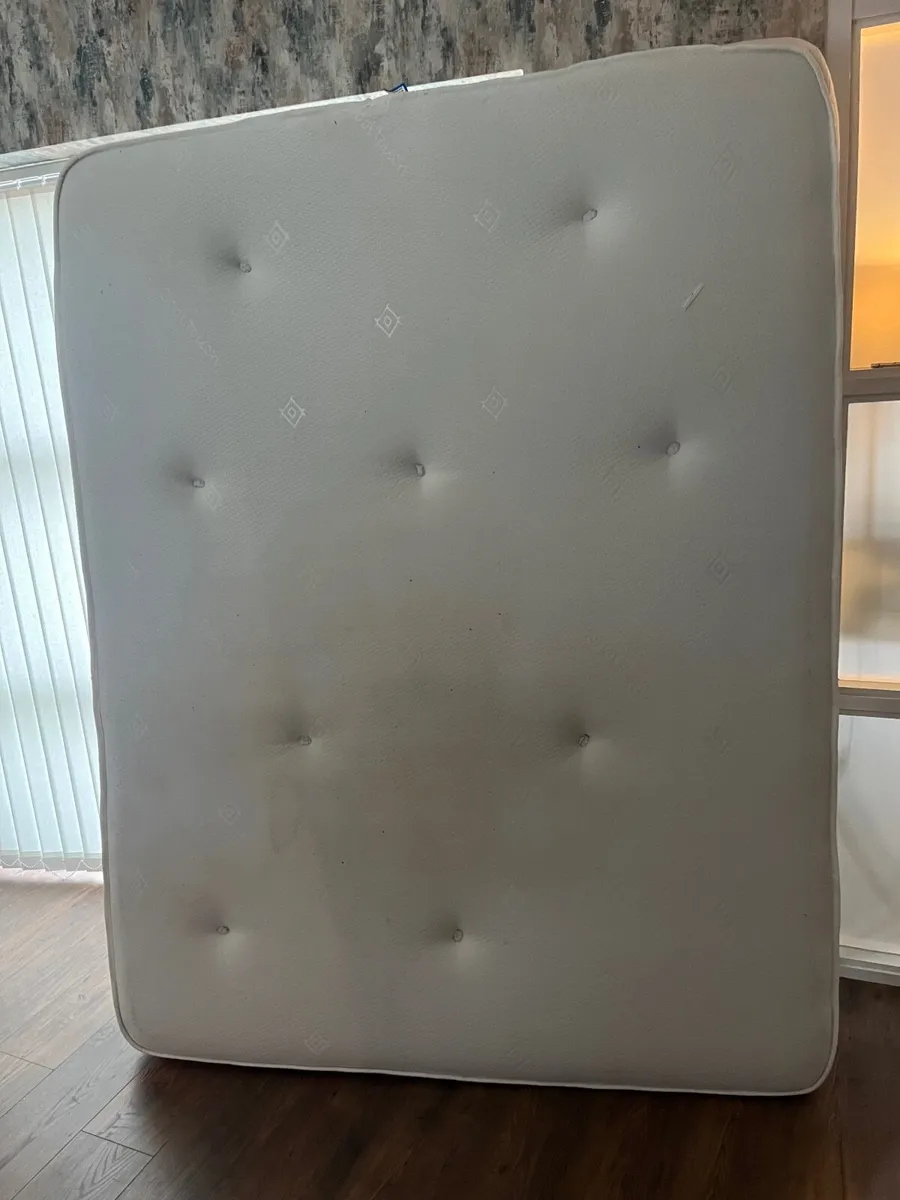 Kingsize mattress - Image 1