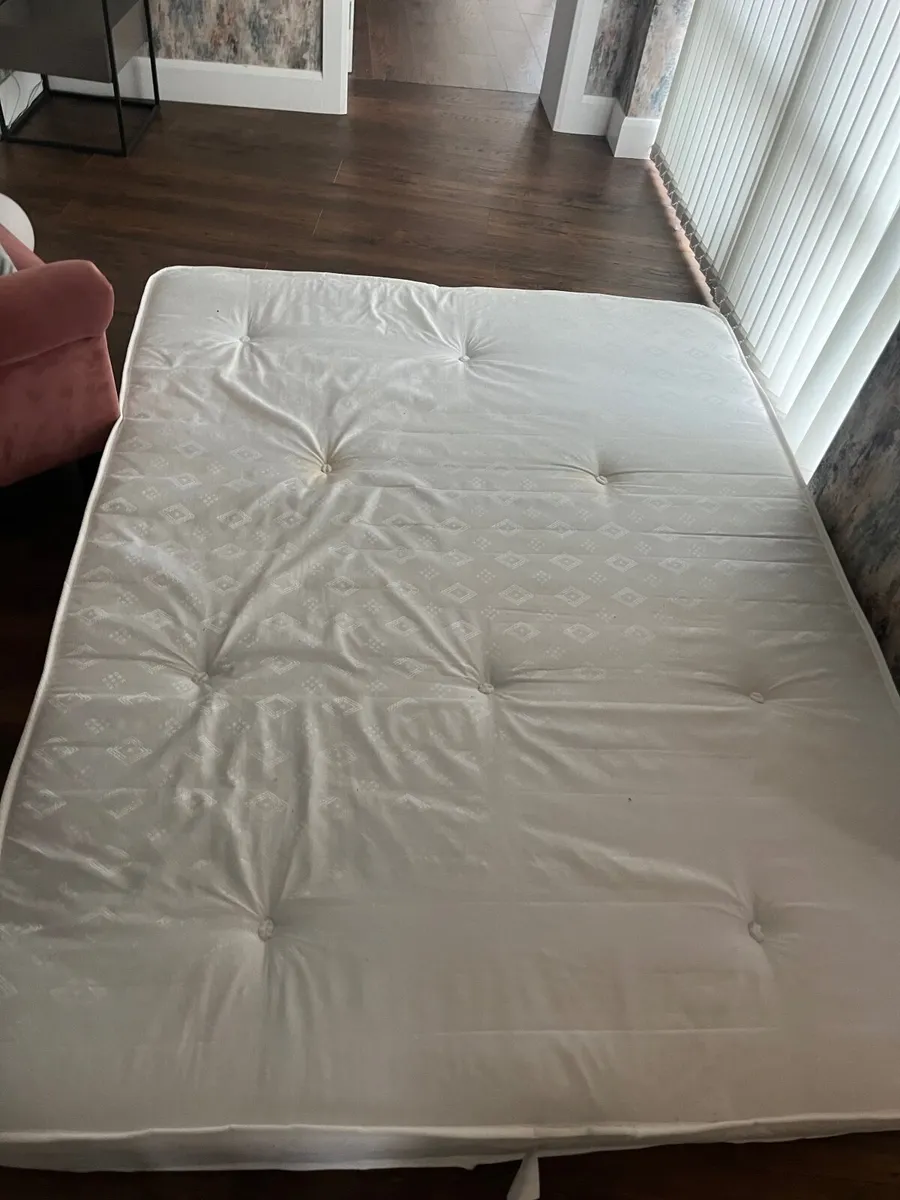 Kingsize mattress - Image 2