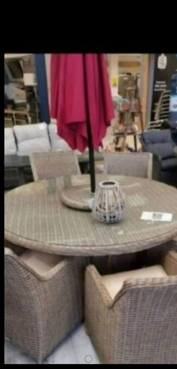 **CLEARANCE** Brand New Basket Rattan 6 Seater - Image 1