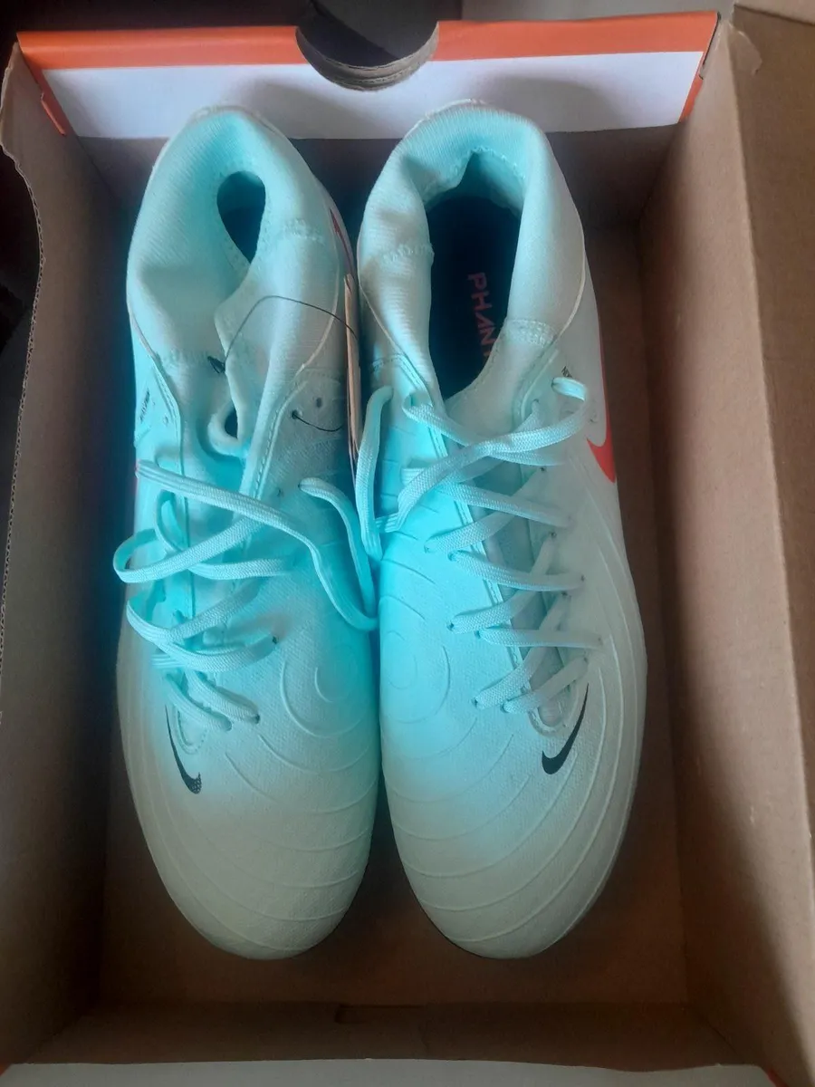 Nike Football boots - Image 3