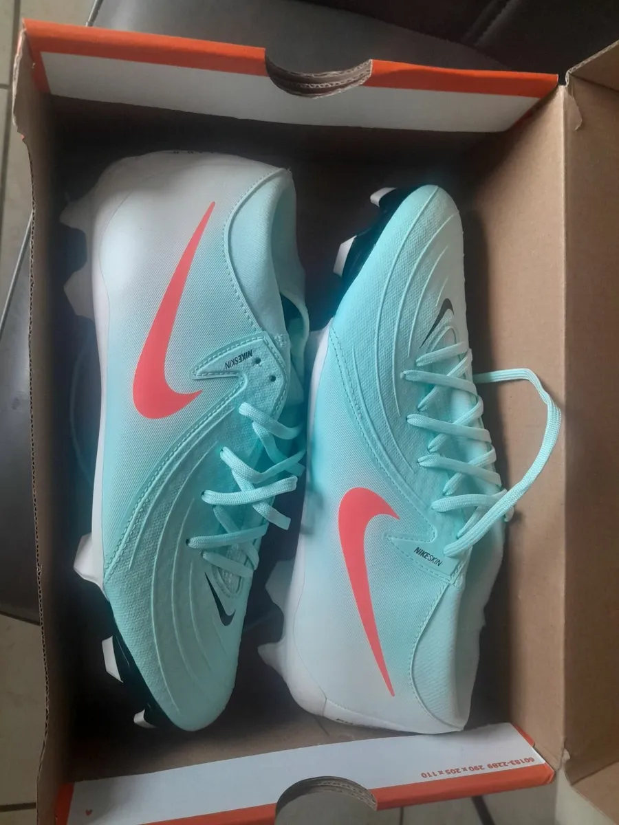 Nike Football boots - Image 1
