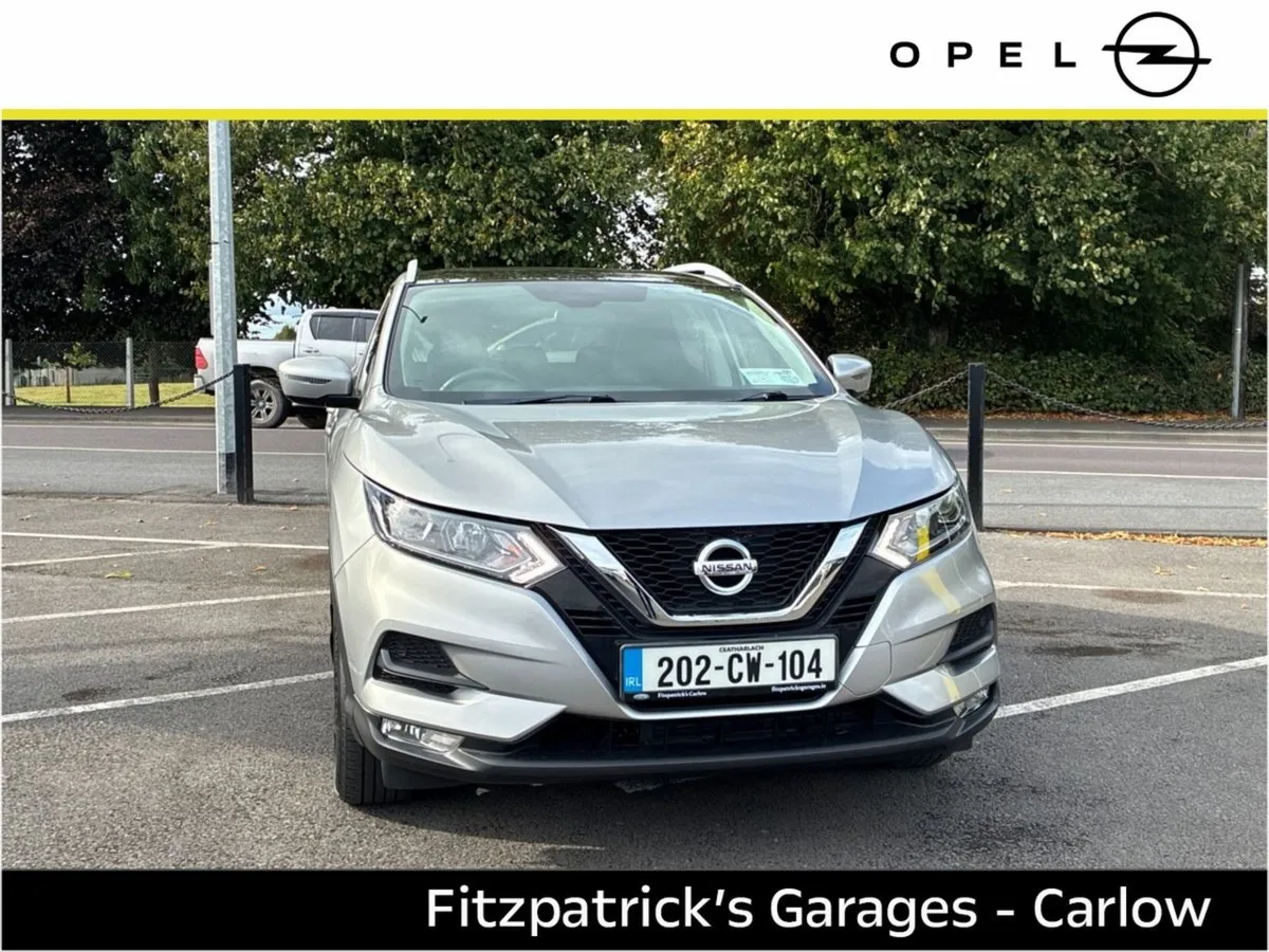Nissan QASHQAI 1.3 PET SV Low KM - Image 3