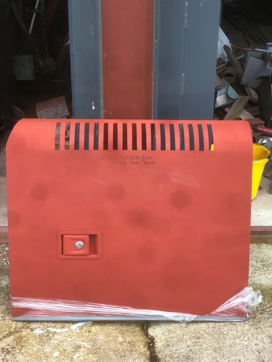 Hitachi zaxis 110/130 panel/ toolbox - Image 4