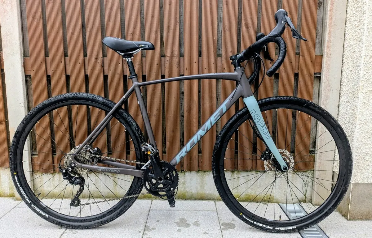 Romet Aspre 2 Gravel Bike – Excellent Condition - Image 3