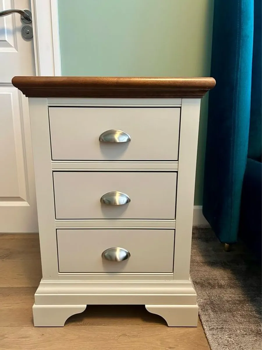 Bedside Lockers (Pair) - Image 4