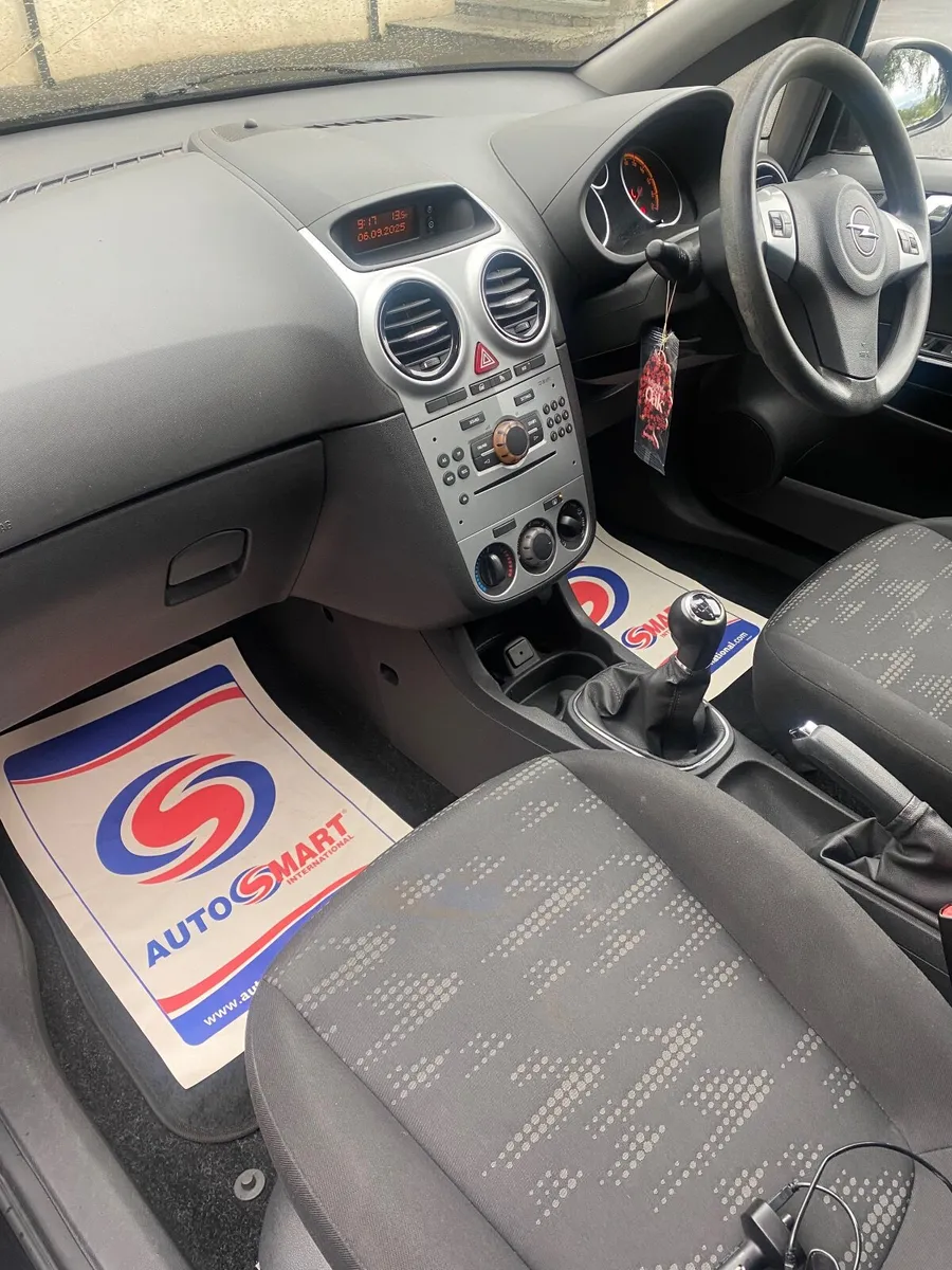 Opel Corsa 2012 - Image 4