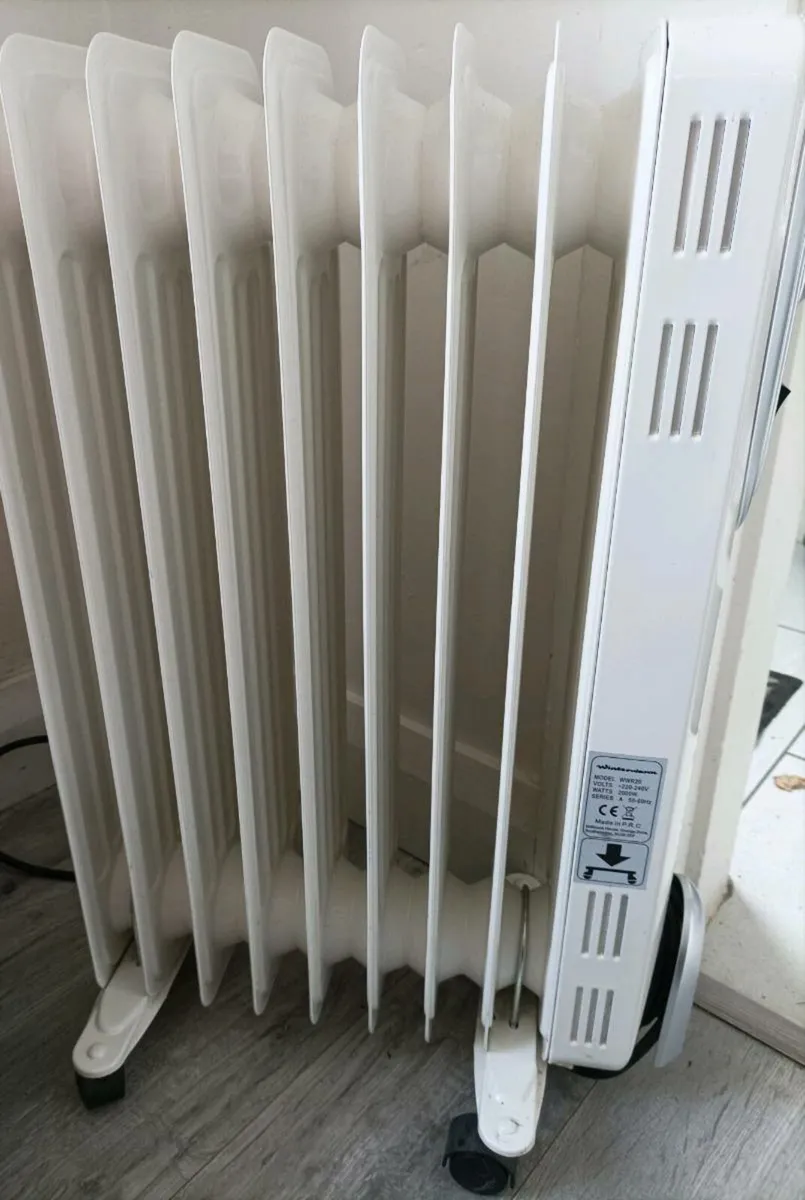 2000W oil radiator - Image 1