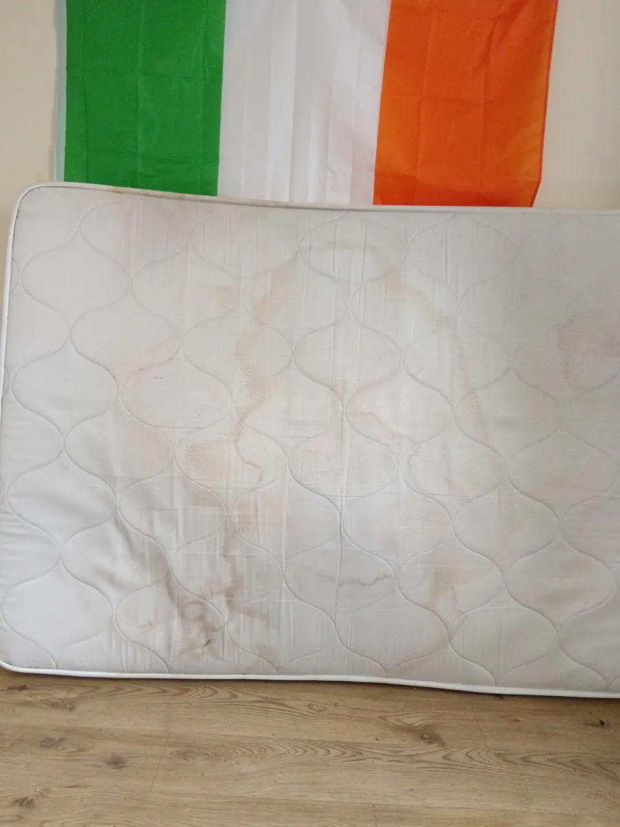 Double Mattress Free To Collect - Image 1