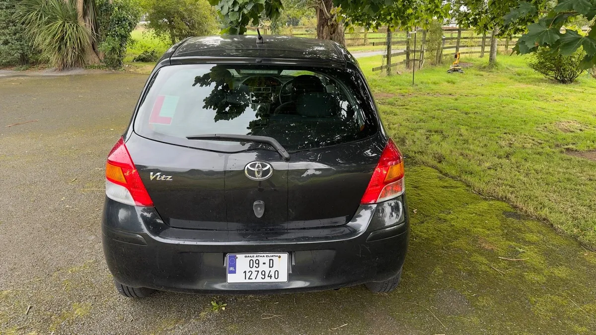 Toyota Vitz 1.0 Automatic! - Image 4