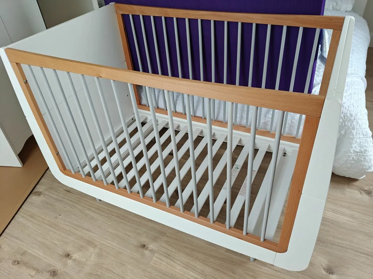 SnuzKot Skandi Cot Bed Grey. - Image 4