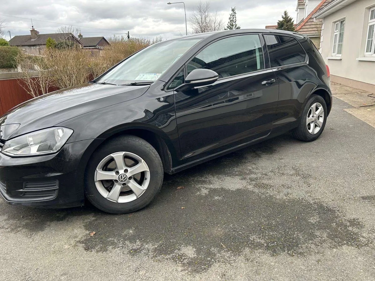 Volkswagen Golf 2015 - Image 2