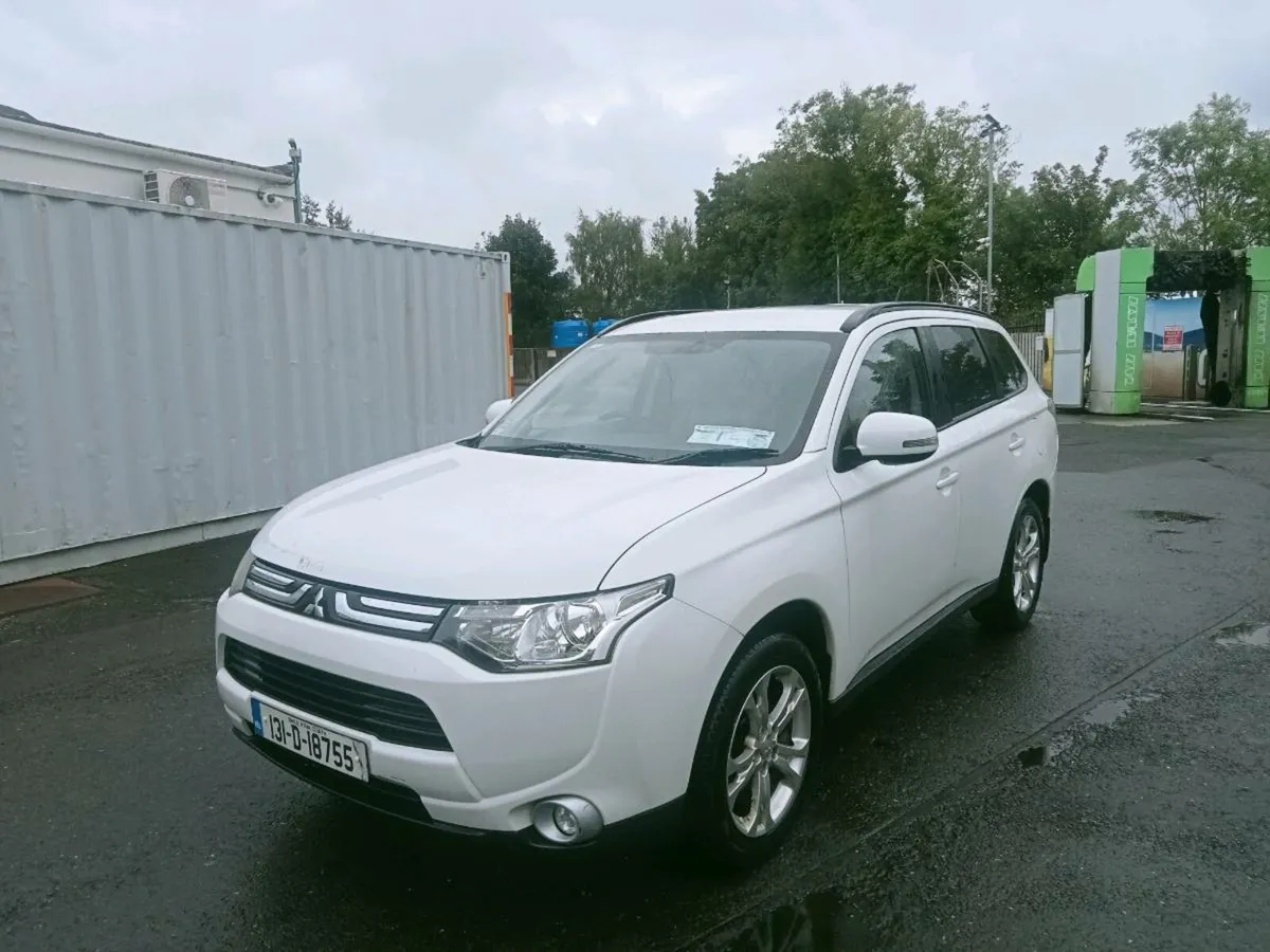 132 Mitsubishi outlander 4WD 7 seater - Image 1