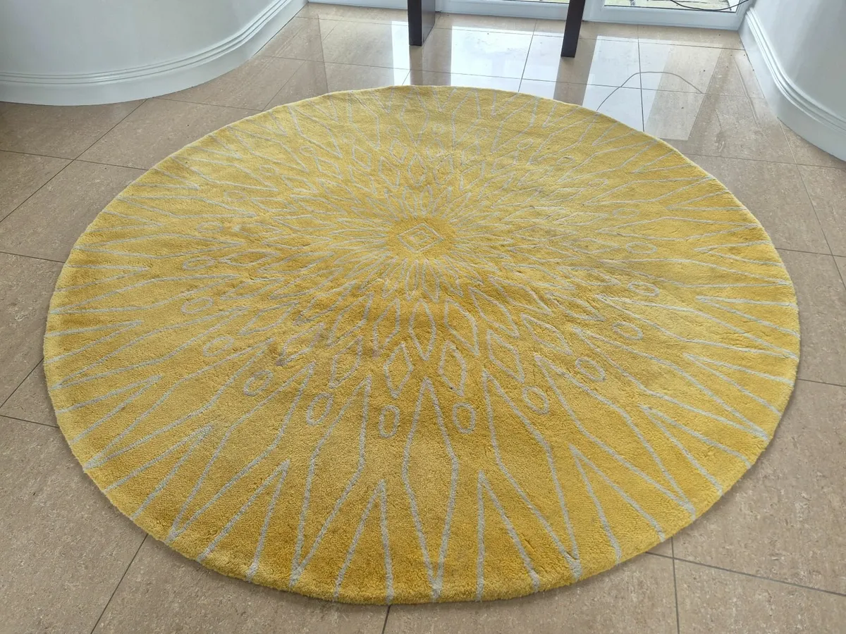 Wool  Circular Rug from Rugart - Image 2