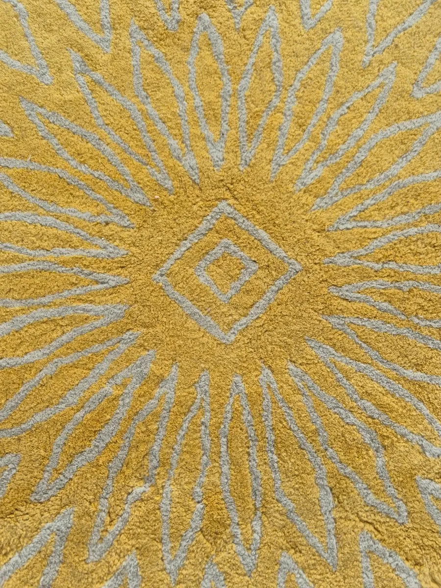 Wool  Circular Rug from Rugart - Image 3