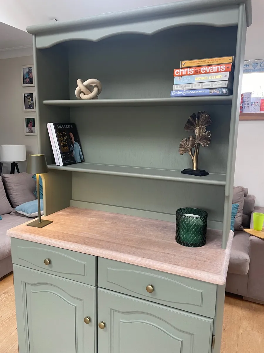 Kitchen dresser (solid Irish oak) - Image 2