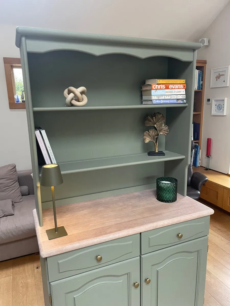 Kitchen dresser (solid Irish oak) - Image 1