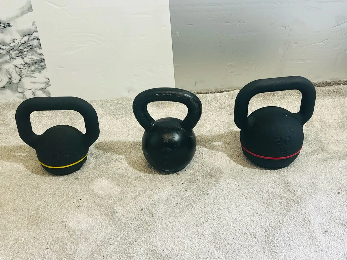 20kg 16kg 12kg cast iron kettlebells - Image 3