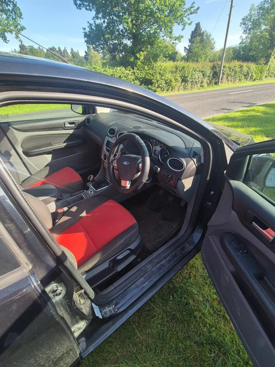 Ford focus 1.6 petrol - Image 3