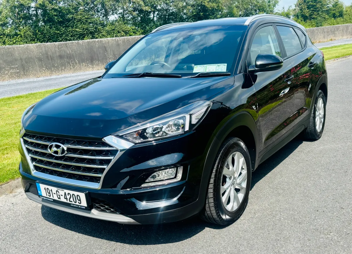 2019 HYUNDAI TUSCON - Image 1