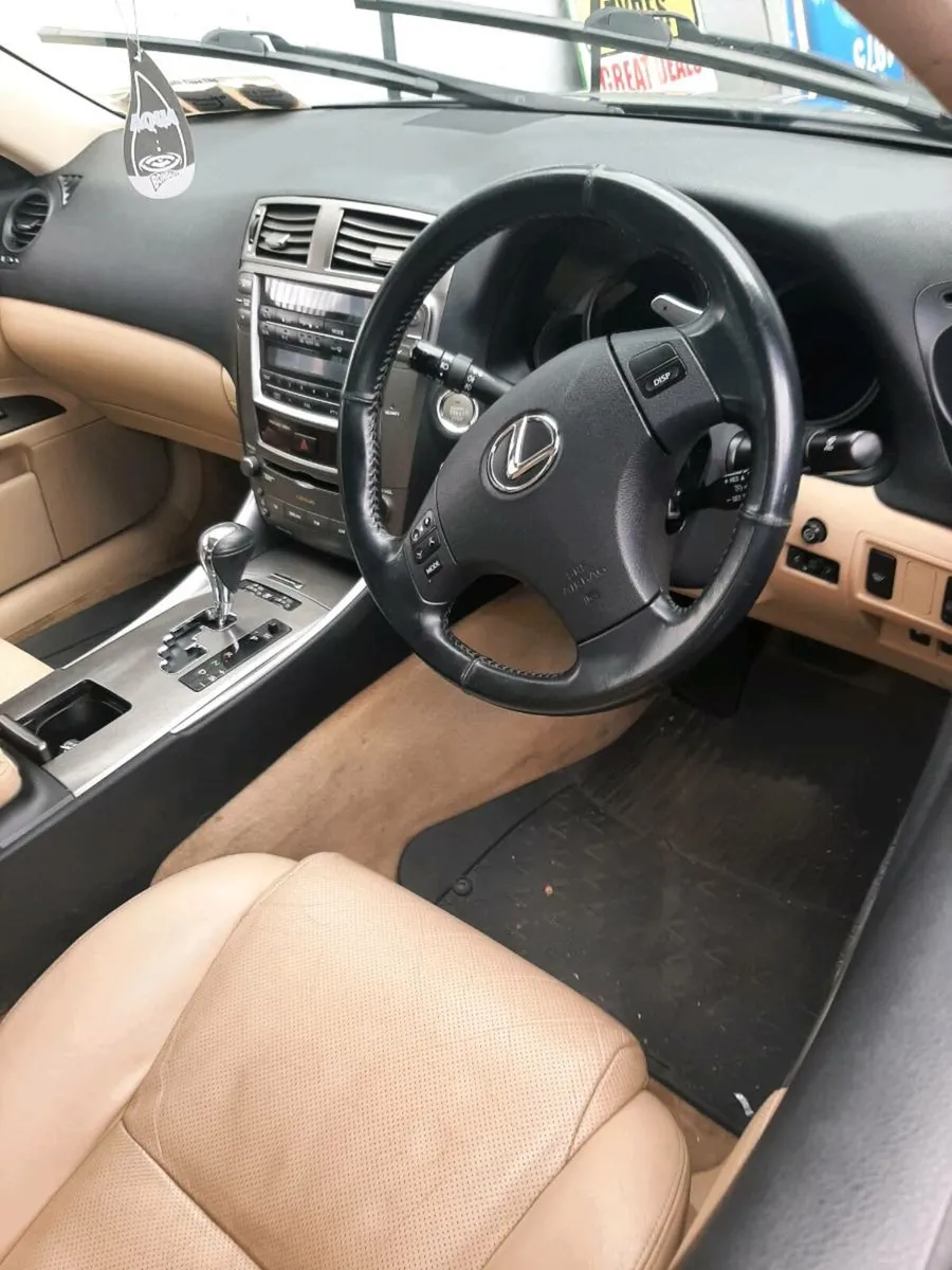 Lexus 20008 is250 - Image 2